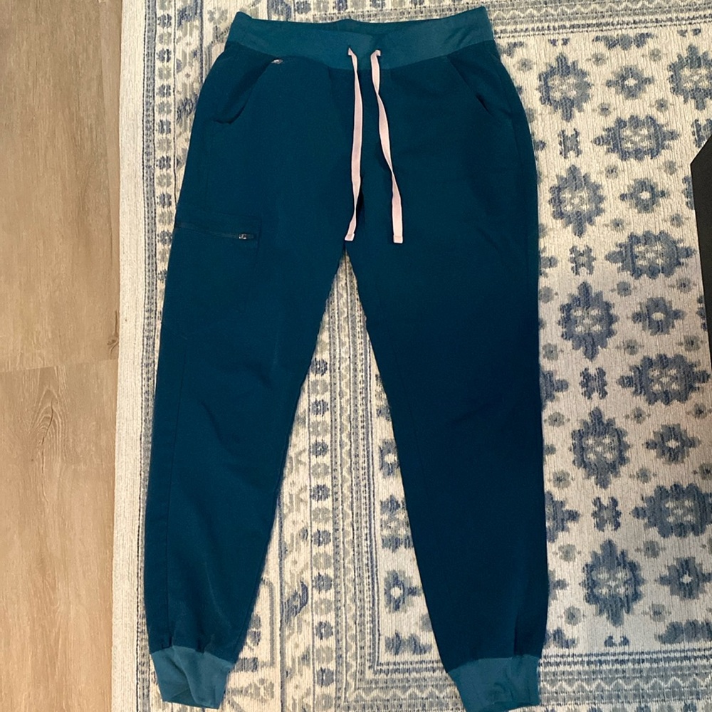 Figs Zamora Jogger Scrub Pants